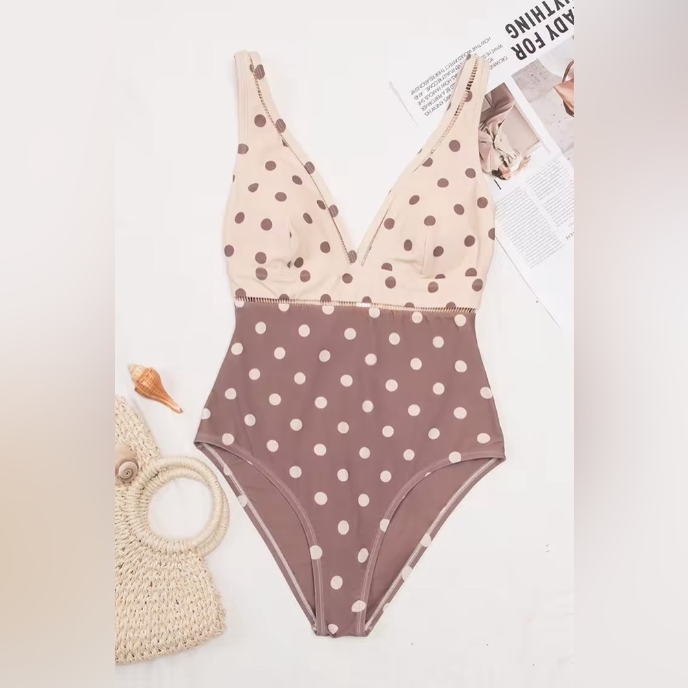 NWT Cupshe Annabel Polka Dot Plus Size One Piece Swimsuit Size 1X